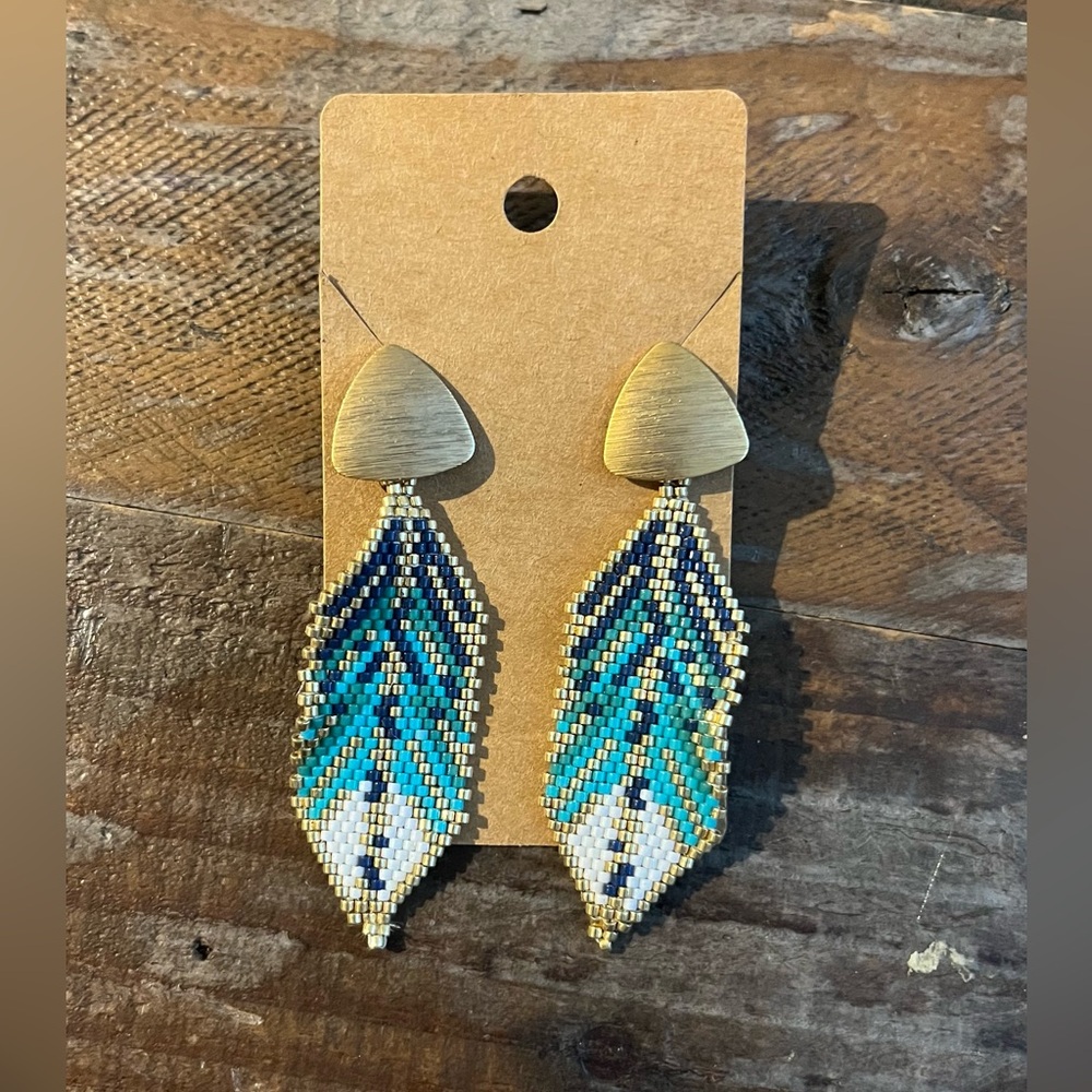 Blue ocean. Handcrafted Miyuki earrings